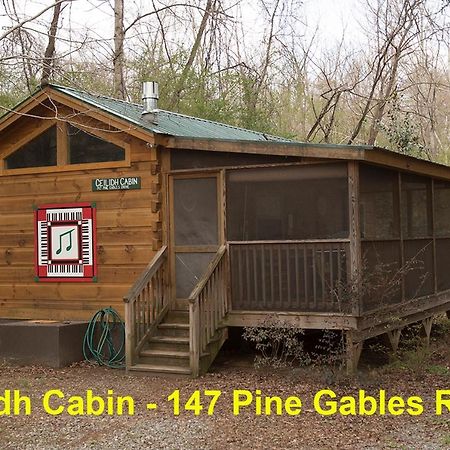 Pine Gables Cabins Villa Lake Lure Exterior photo