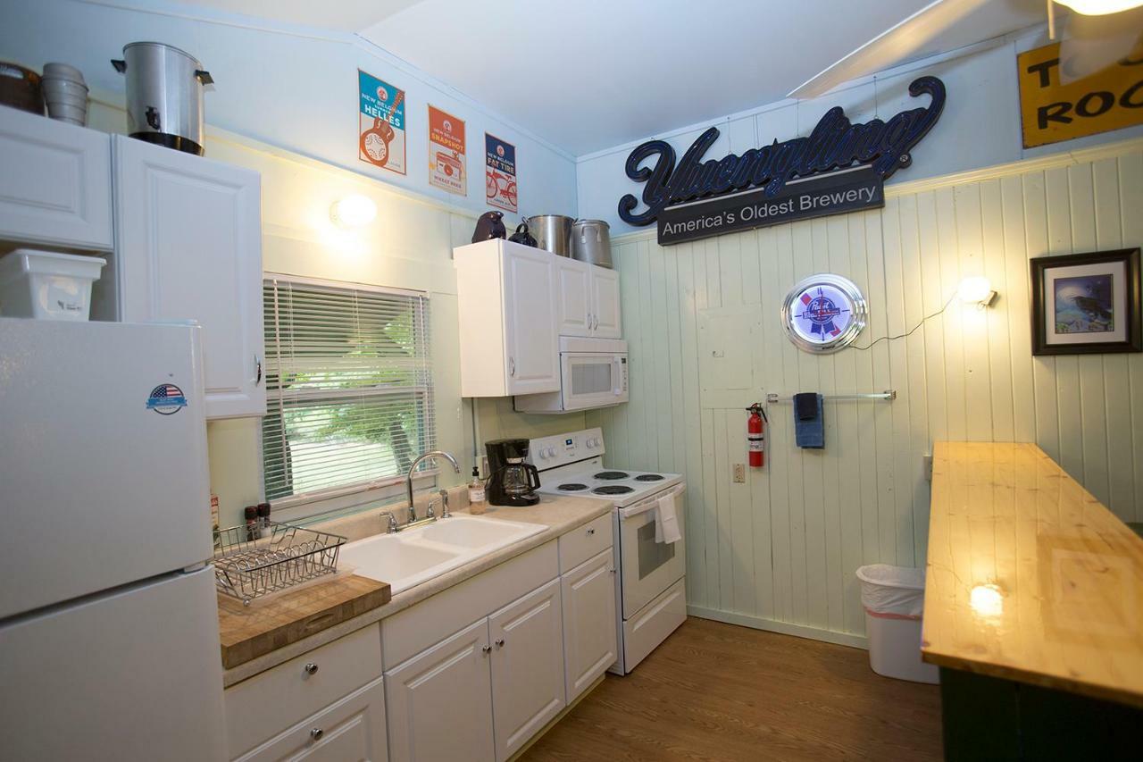 Pine Gables Cabins Villa Lake Lure Exterior photo