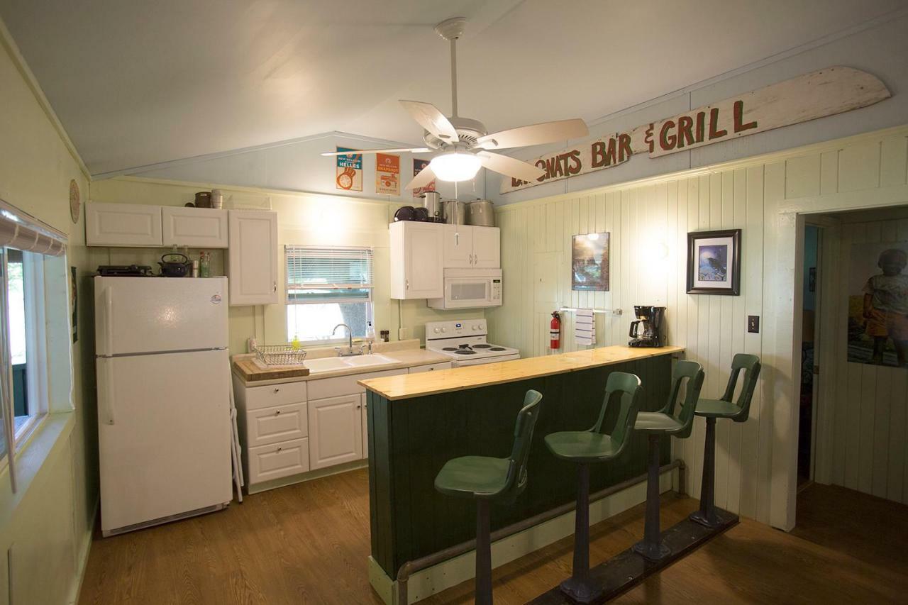Pine Gables Cabins Villa Lake Lure Exterior photo